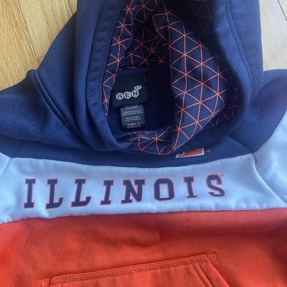 🧸 Illinois Kids Sweatshirt – Cozy & Cute | Loved Condition 🐾 - Picture 4 of 4